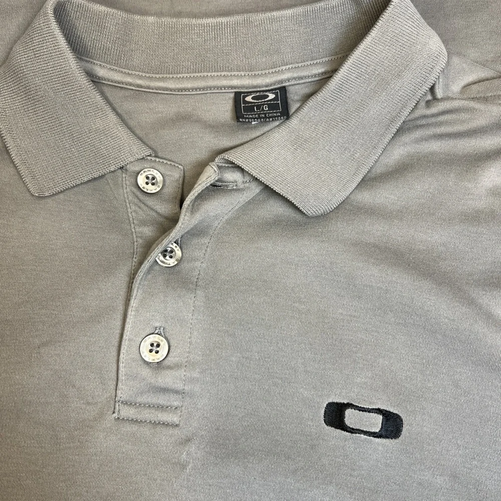 Vtg Oakley Software Polo Mens L Olive Y2K 2000s Skull Label Metal Buttons